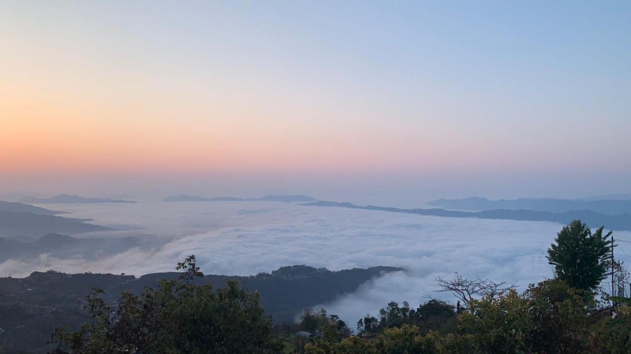 Hotel Pristine Himalaya Pokhara Eksteriør bilde